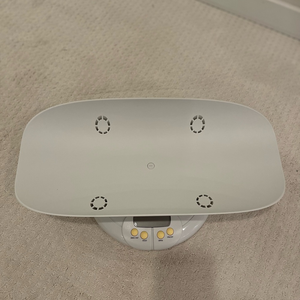 Baby digital scale - Picture 2 of 3